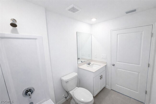 Building Photo - 17240 Cantu Ct