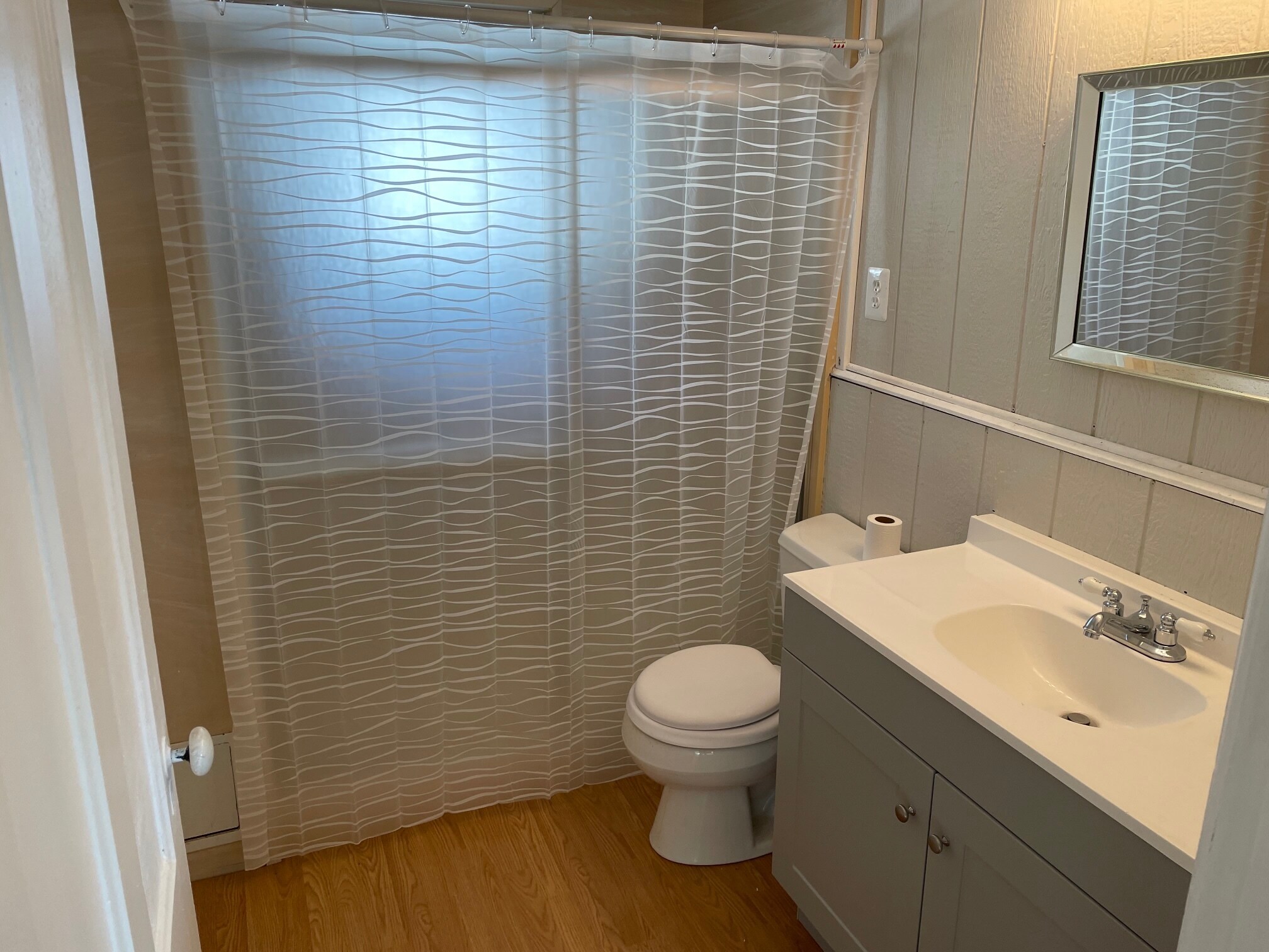 Building Photo - 163 Lewis St