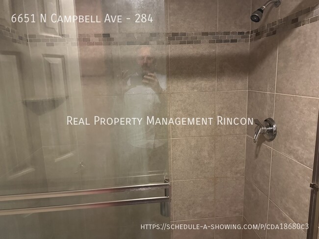 Building Photo - 6651 N Campbell Ave