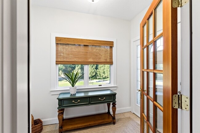 Building Photo - 1 Little Smelt Pond Rd