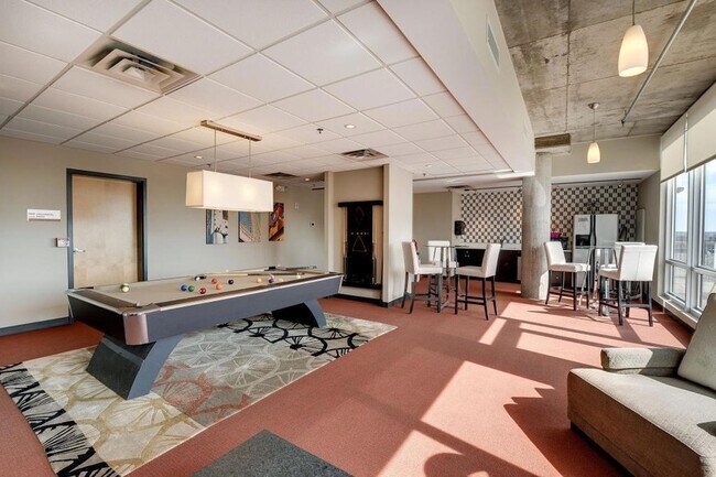 Building Photo - 730 N 4th St