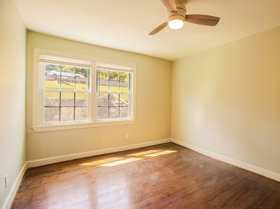 Building Photo - 402 Belcher Dr