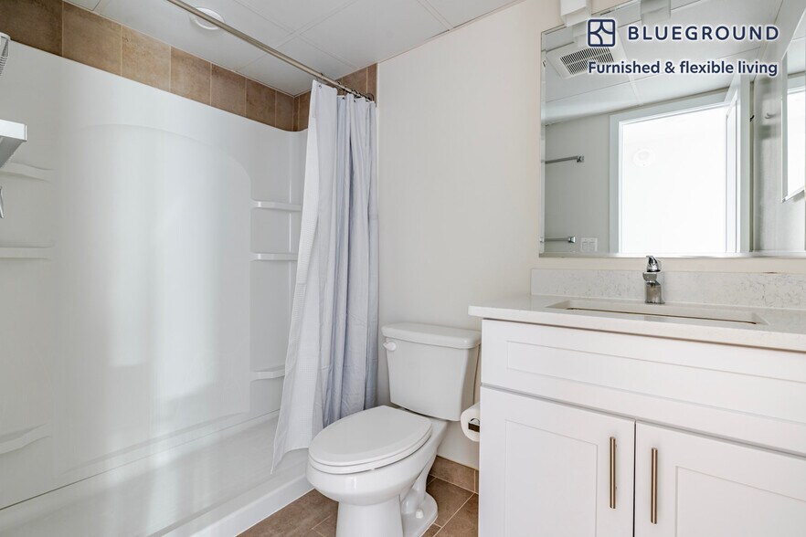 Building Photo - 2500 Clarendon Blvd