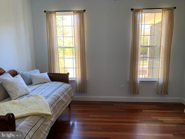 Building Photo - 24900 Fox Run Ln