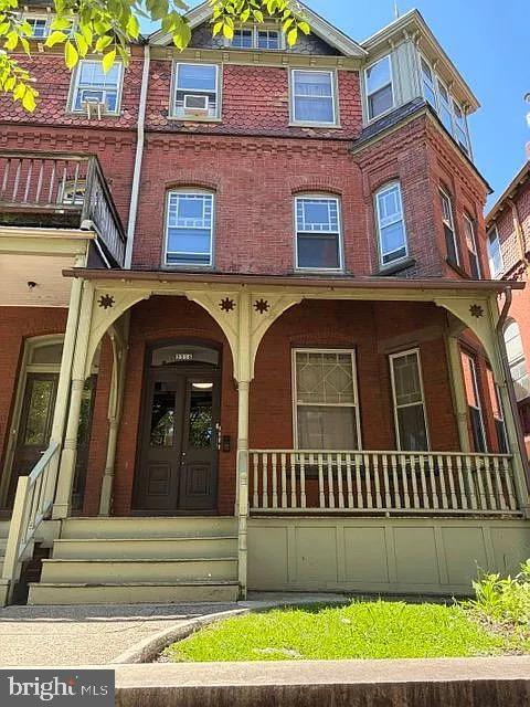 Building Photo - 3316 Arch St