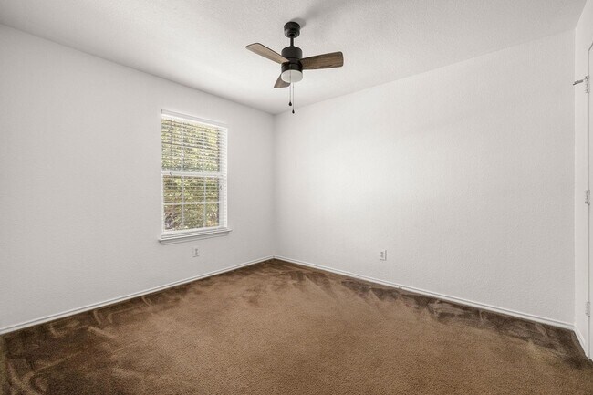 Building Photo - 5525 Victory Gallop Dr