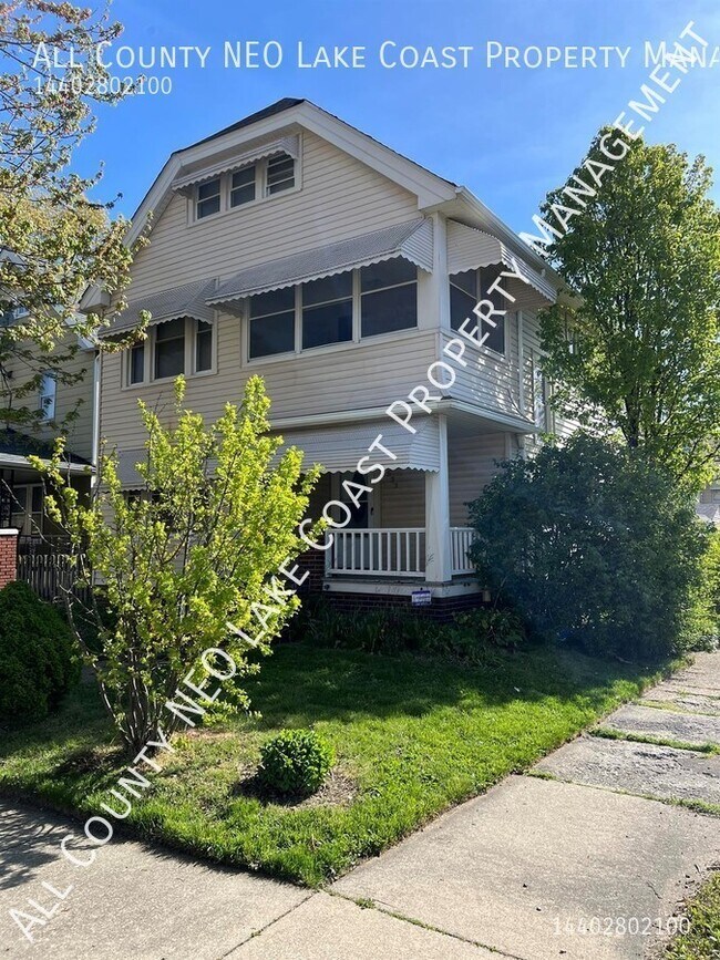 Building Photo - 3533 W 129th St