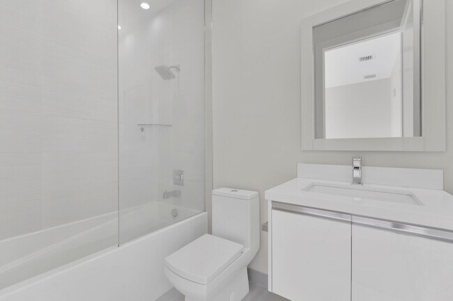 Building Photo - 10220 NW 63rd Terrace