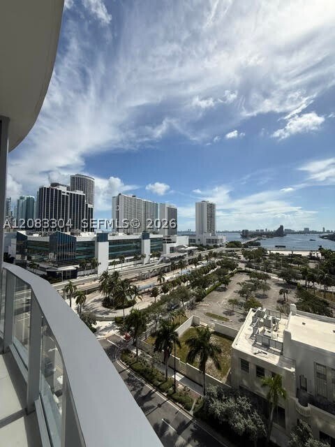 Building Photo - 1400 Biscayne Blvd