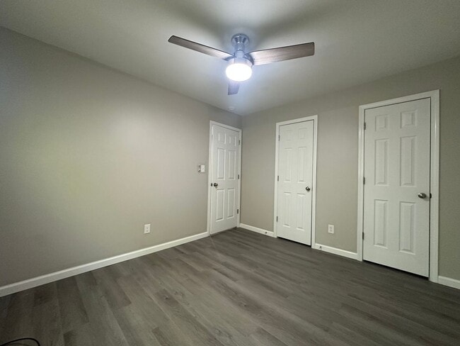 Building Photo - 606 Myrtlewood Cir