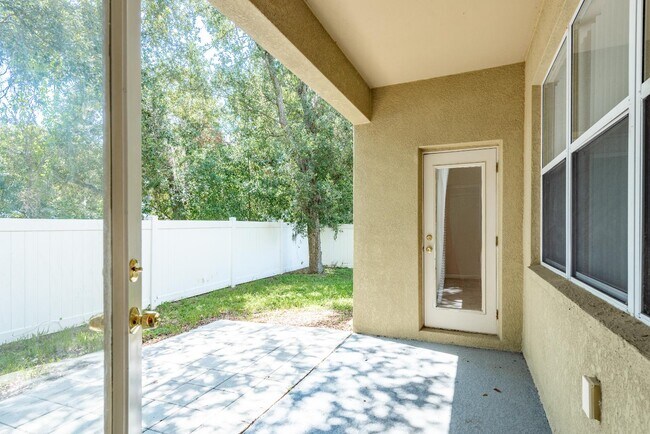 Building Photo - 4515 Fieldview Cir