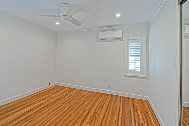Building Photo - Remodeled, Bright & Airy 5 Room Home on Spacious Lot w/ 3BR2BA Main House, 2 Additional Detached ...