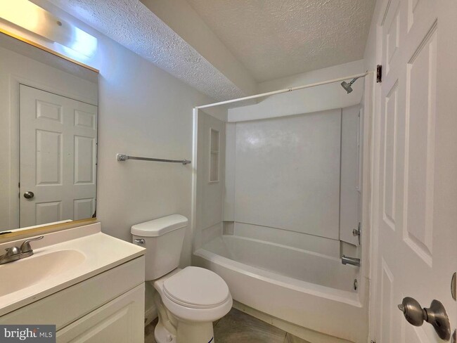 Building Photo - 8380 Brockham Dr