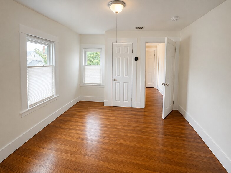 Building Photo - 176 Trenton St