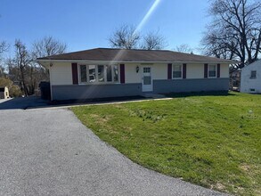 Building Photo - 3 bed 1 Bath Single family home in Valley Township