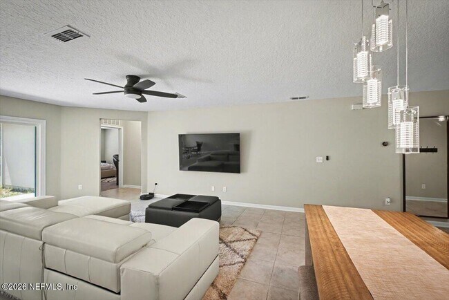 Building Photo - 4948 Big Pine Dr