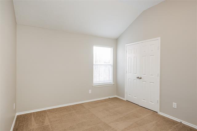 Building Photo - 1019 Bonanza Dr