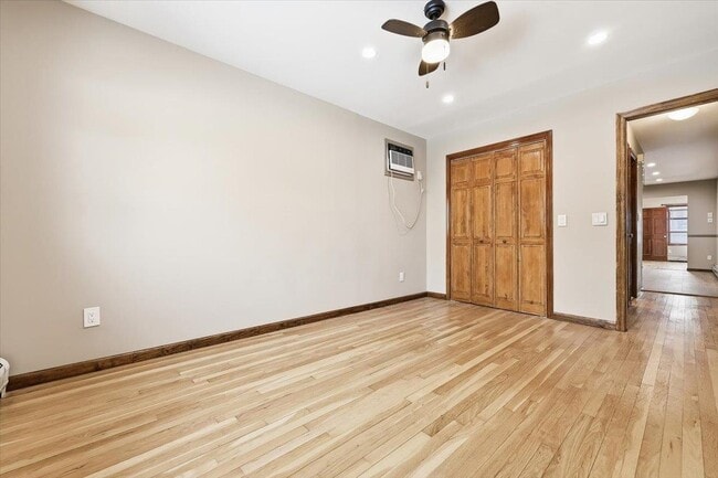 Building Photo - 358 Cator Ave