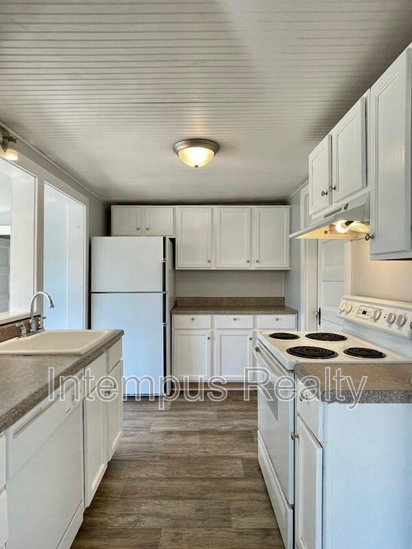 Building Photo - 1512 Meridian St
