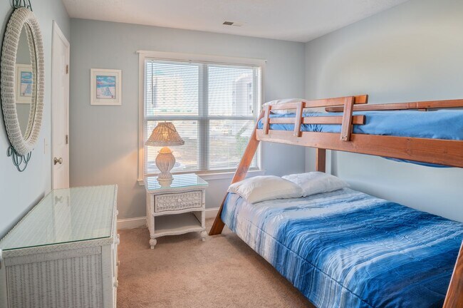 Building Photo - Sea Drift Carolina Breezin' @ 208 Carolina Beach Ave S #102
