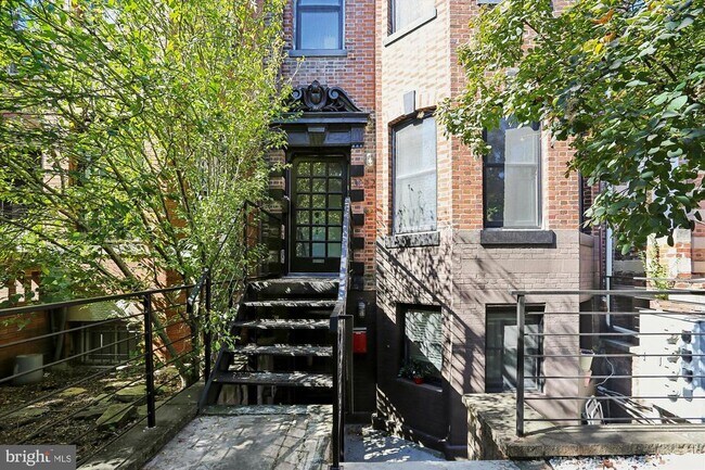 Building Photo - 3222 13th St NW