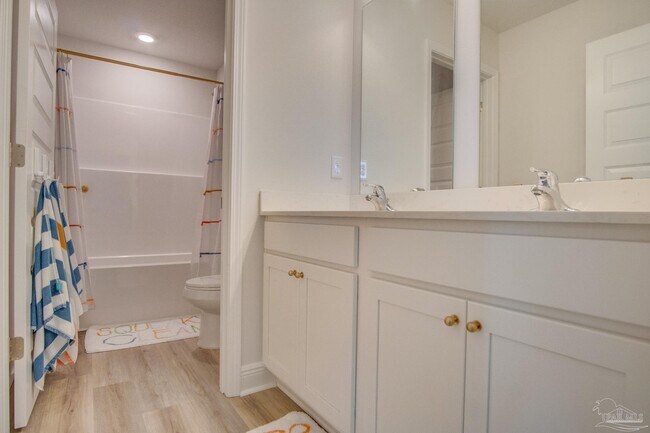 Building Photo - 8130 Fir Tree Dr