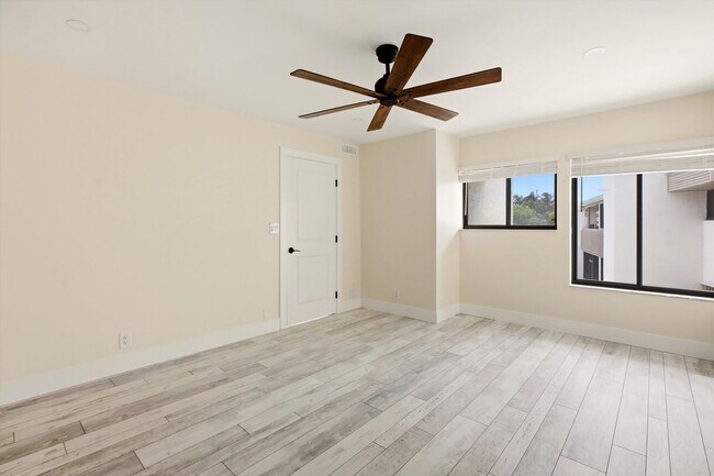 Building Photo - 412 Southwind Dr