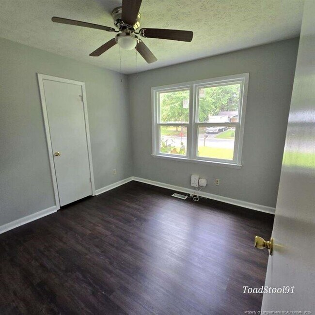 Building Photo - 6512 Kemper Ct