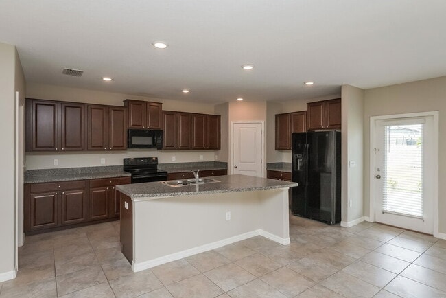 Building Photo - 7310 Tiger Trail Ct