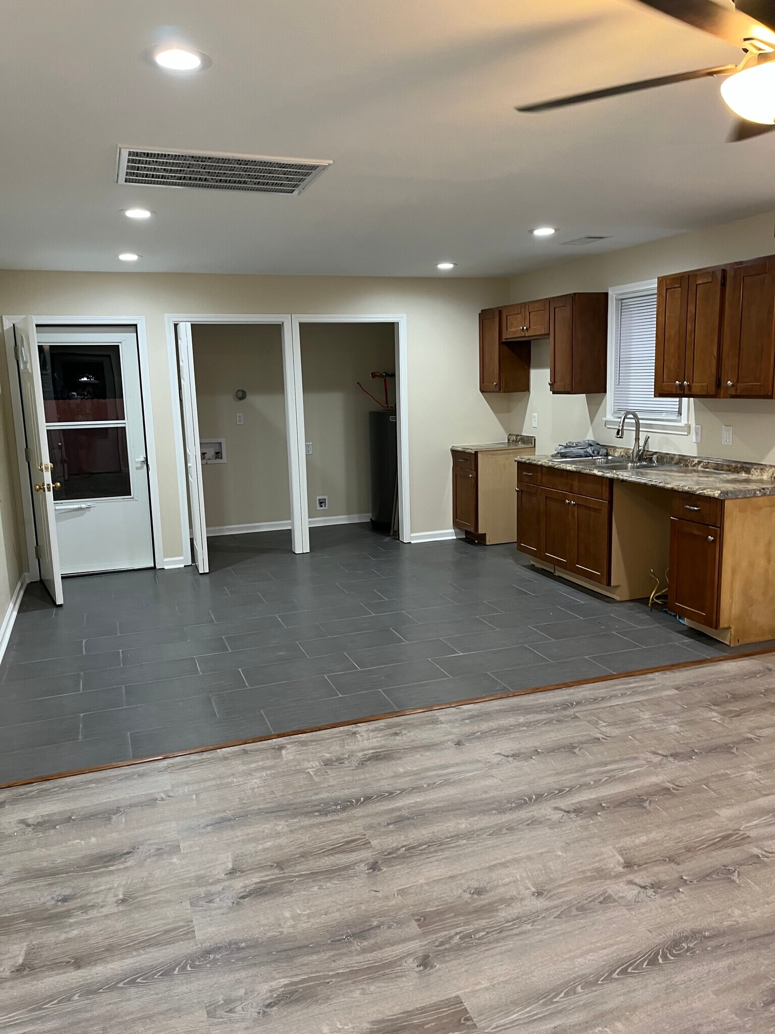 Building Photo - 2609 Buchanan St