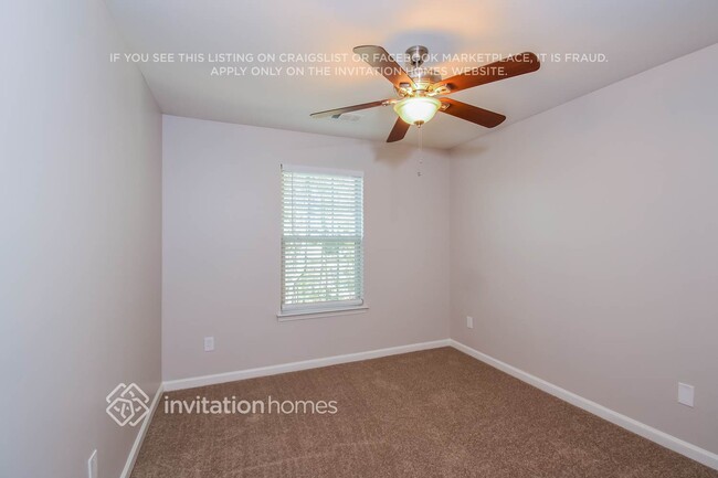 Building Photo - 1717 Hedgestone Ct