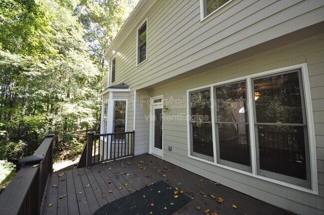 Building Photo - 7115 Red Fox Ln