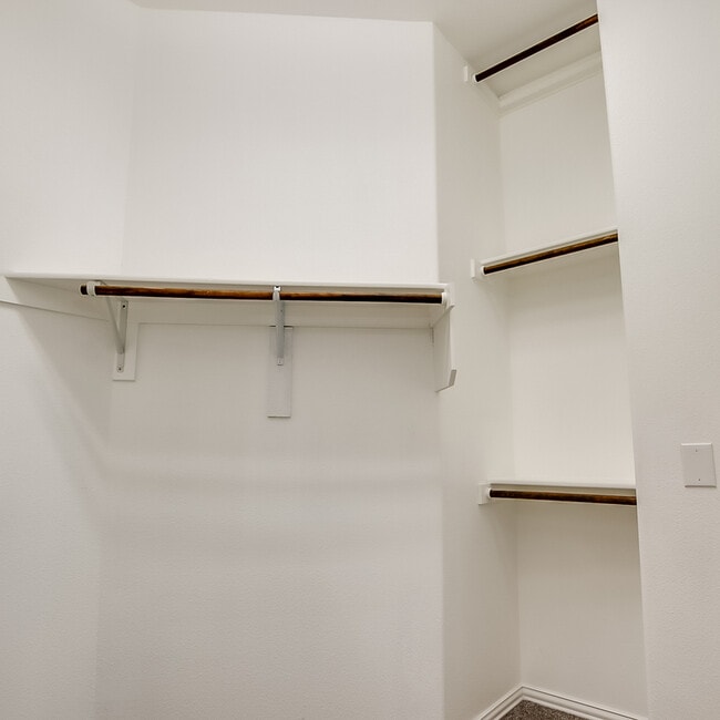 Building Photo - 9105 Conroe Dr