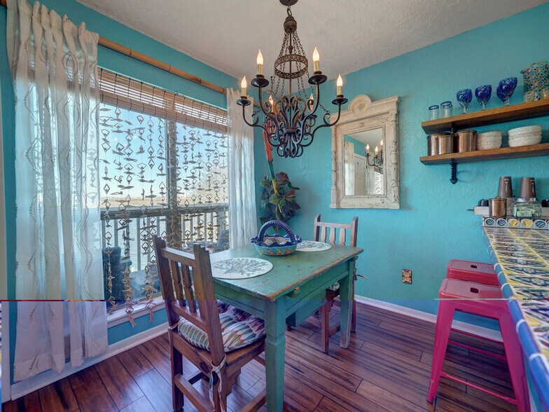 Building Photo - 15209 Leeward Dr