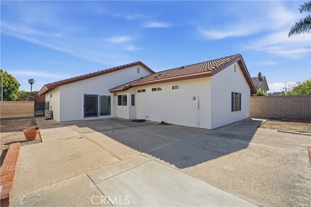 Building Photo - 8861 Dorsett Dr