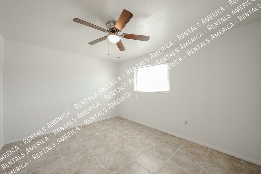 Building Photo - 410 N Ironwood-