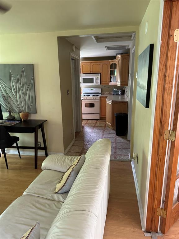 Building Photo - 4812 Avenue G Ave