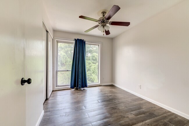 Building Photo - 7211 Wayles Dr