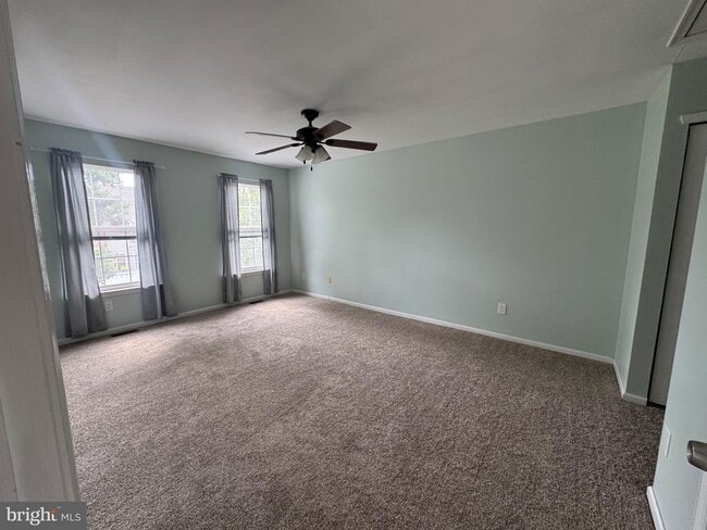 Building Photo - 807 Kirby Way