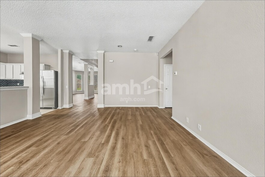 Building Photo - 7808 Orland Park Cir