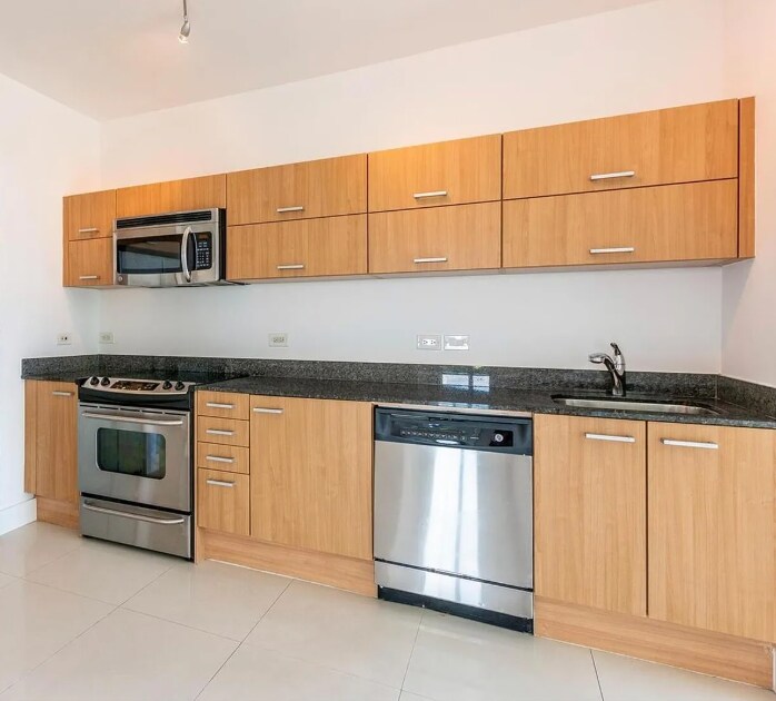 Building Photo - 350 S Miami Ave