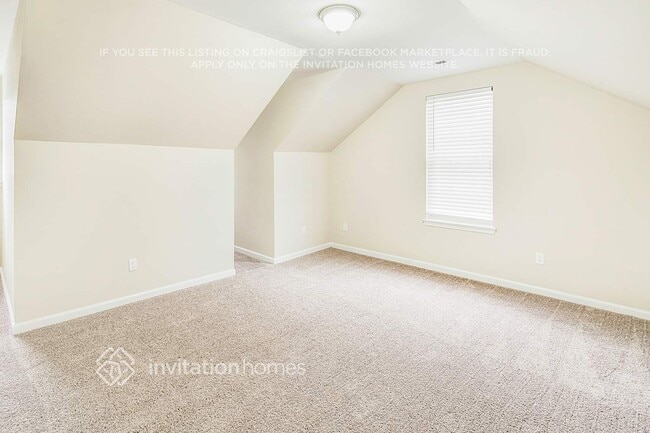 Building Photo - 7029 Honey Tree Ln