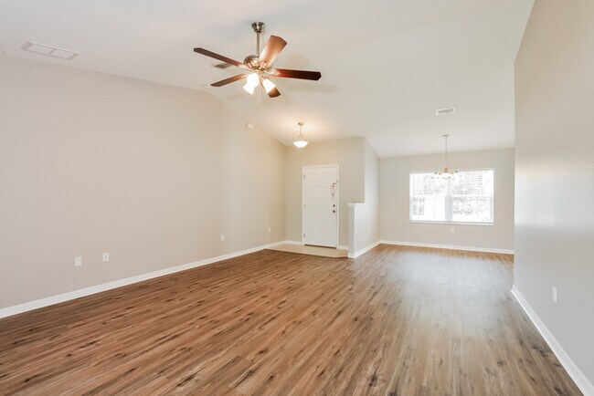 Building Photo - 126 Laguna Forest Trail
