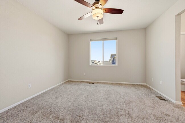 Building Photo - $2,395.95, 2-bed, 2.5-bath with a washer and dryer in unit.