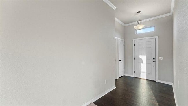 Building Photo - 3960 Deerhurst St