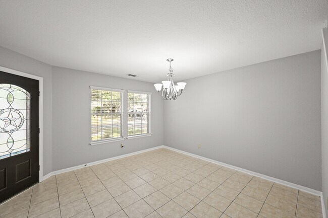 Building Photo - 14614 Hazy Ridge Ln