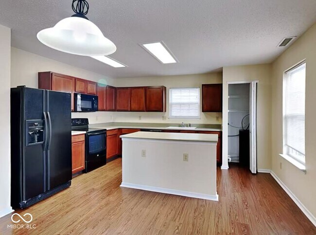 Building Photo - 14457 Orange Blossom Trail