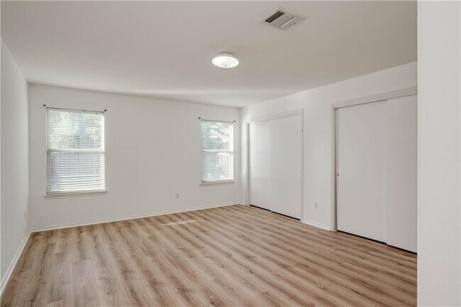 Building Photo - 13316 Thome Valley Dr