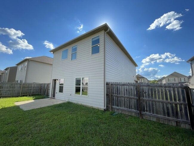 Building Photo - 4 Bed / 2.5 Bath House for Rent in McCalla...