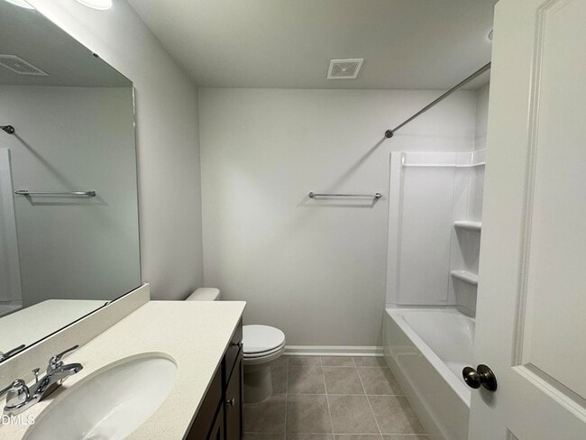 Building Photo - 443 Parker Sta Ave